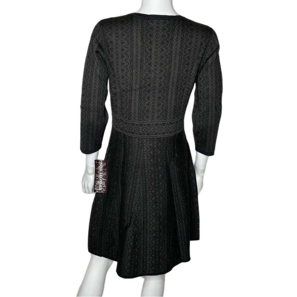 Nina Leonard Women's Black/Olive Print Scoop Neck Fit & Flare Sweater Dress sz M - Picture 4 of 5